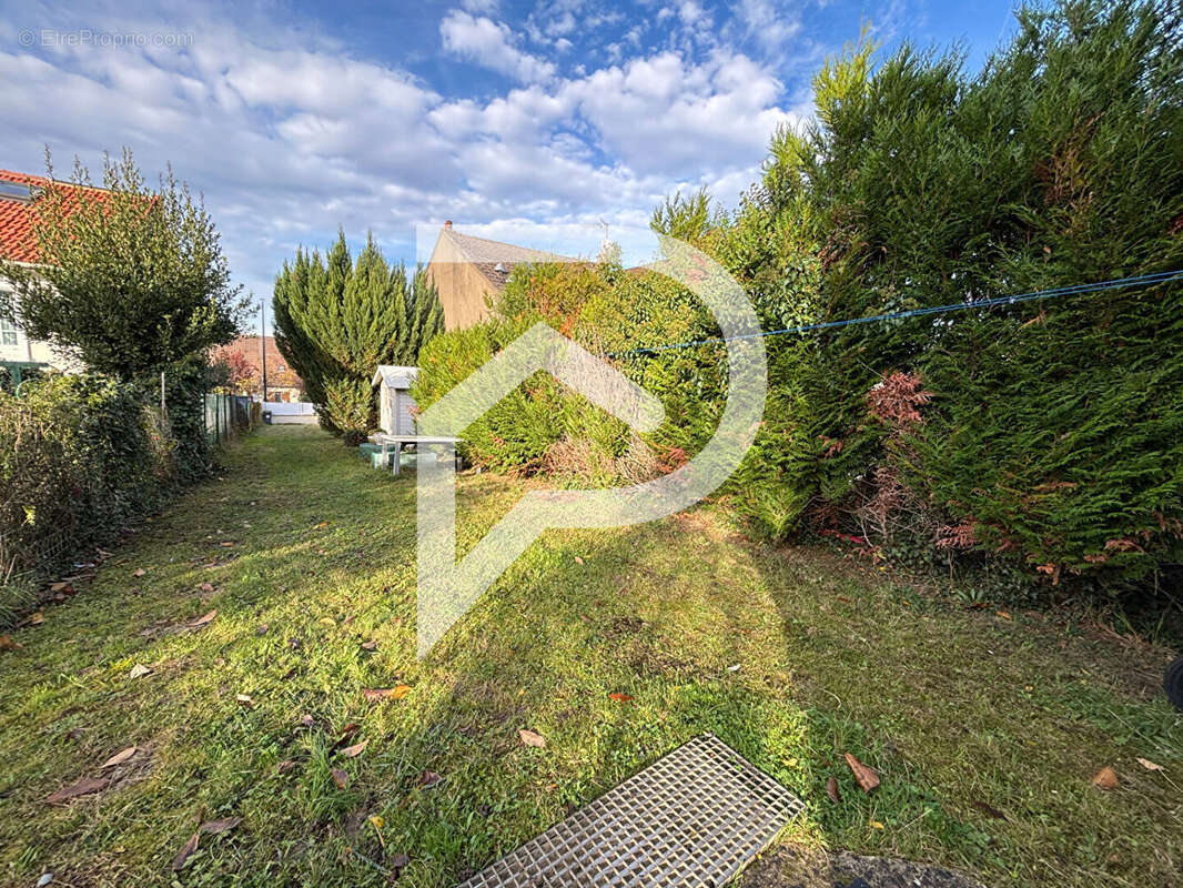 Maison à LIMEIL-BREVANNES