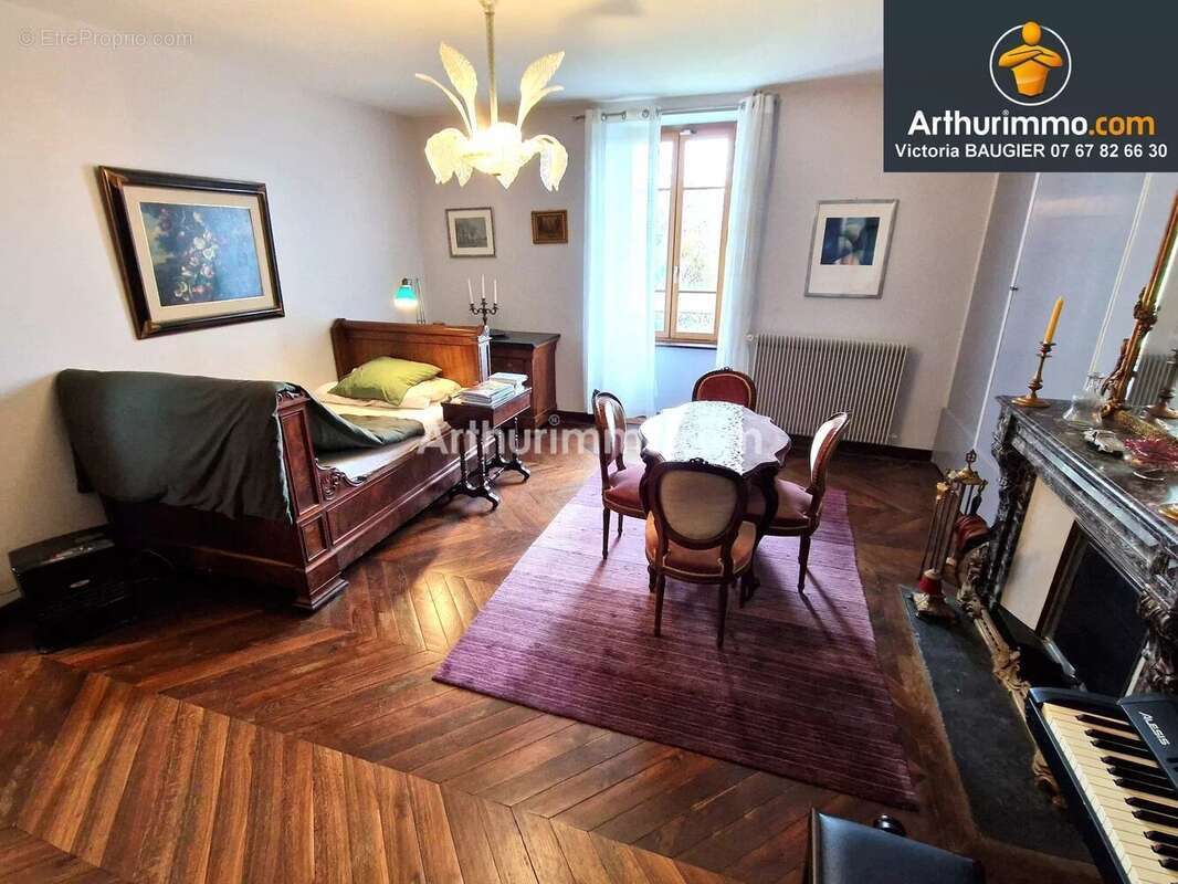 Maison à SAVIGNY-EN-REVERMONT