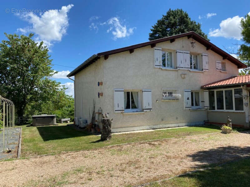 Dpt Tarn (81), à vendre PUYLAURENS maison P9 de 260 m² - Terrain de 5 571,00 m² - photo 21