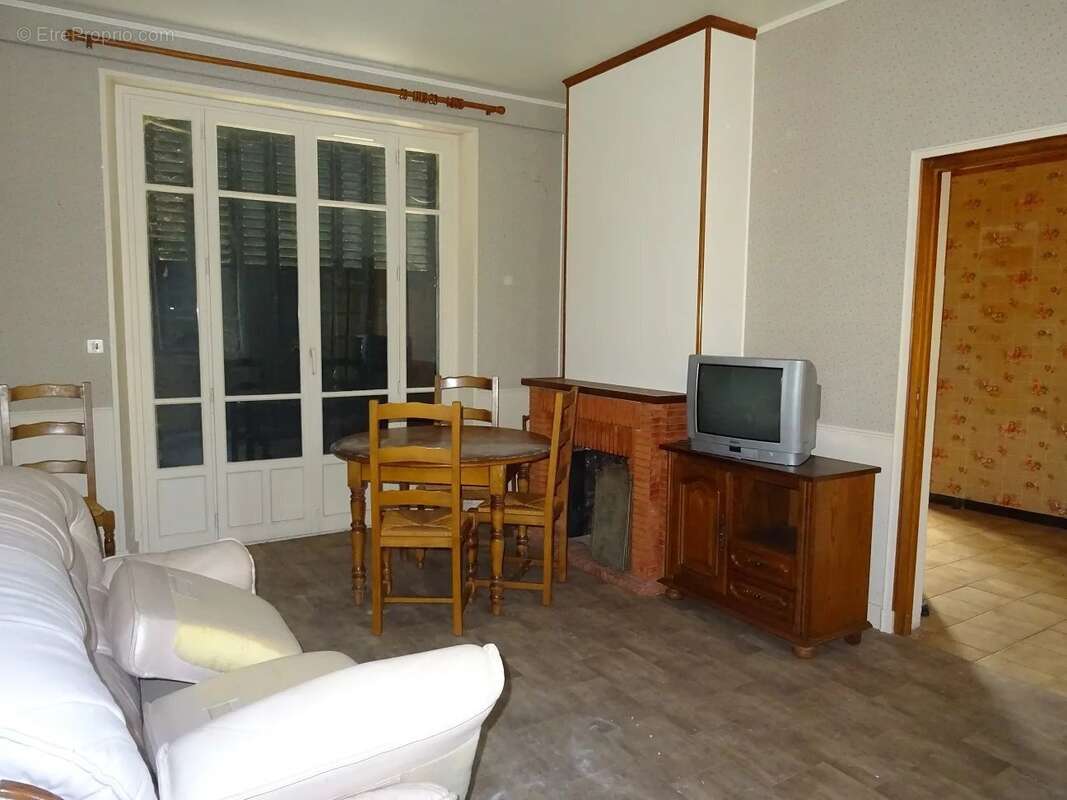 Appartement à BOURRON-MARLOTTE