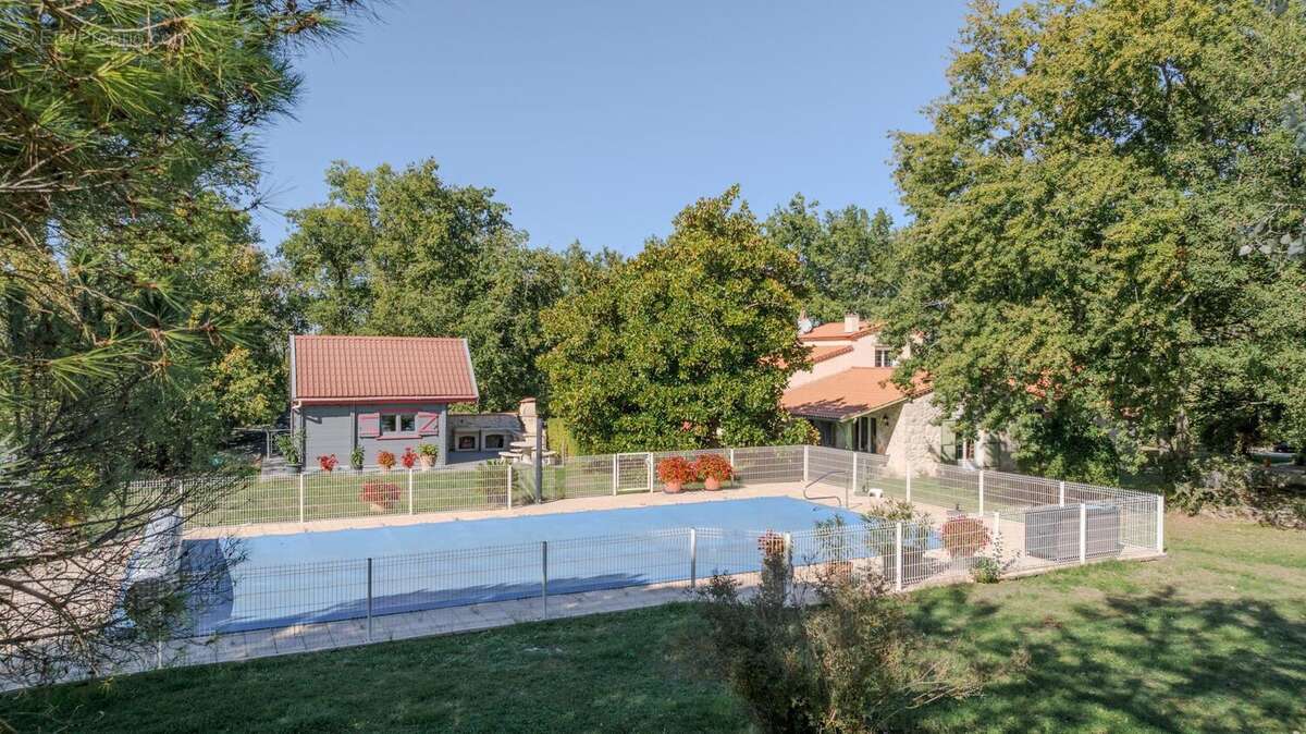 Photo 2 - Maison à HAUTEFAGE-LA-TOUR