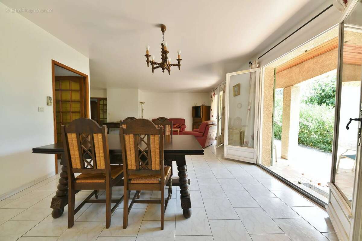 Villa familiale Uzès à pied du centre-ville et des commerces - photo 6