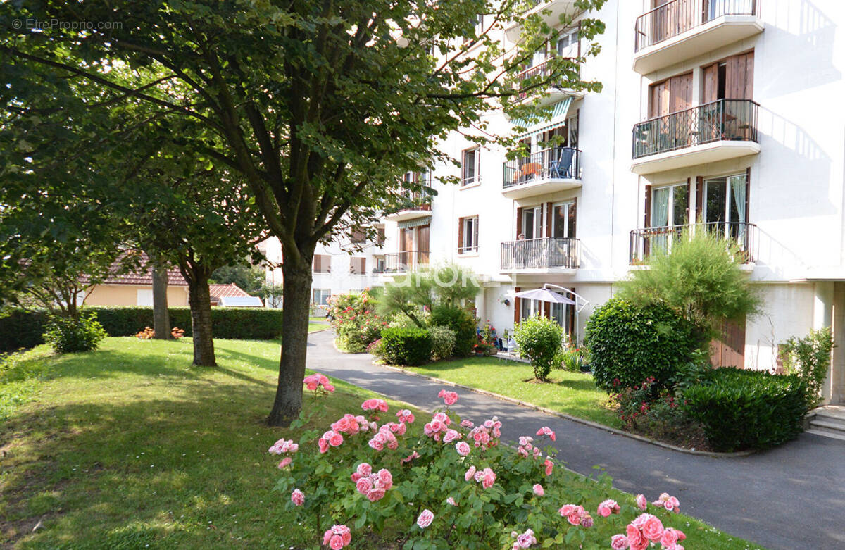 Appartement à RUEIL-MALMAISON