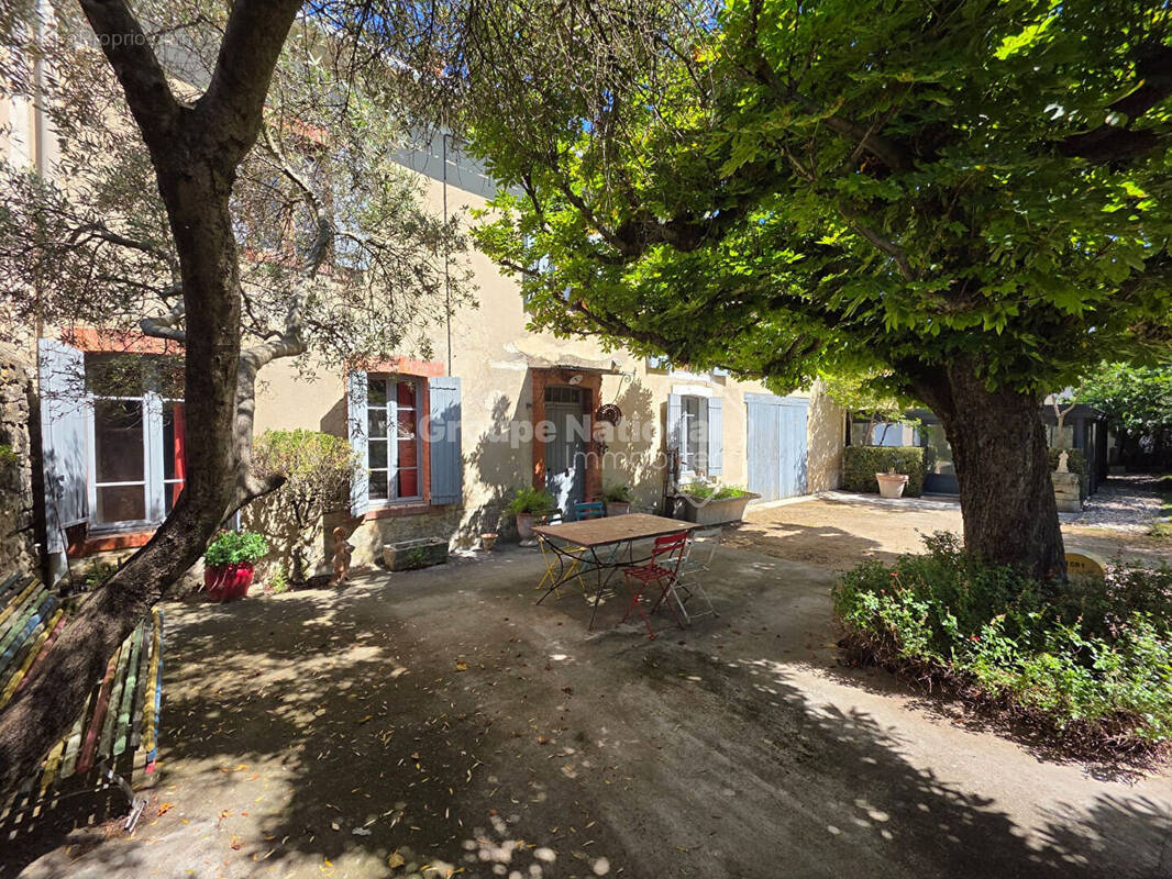 Maison à MONTEUX