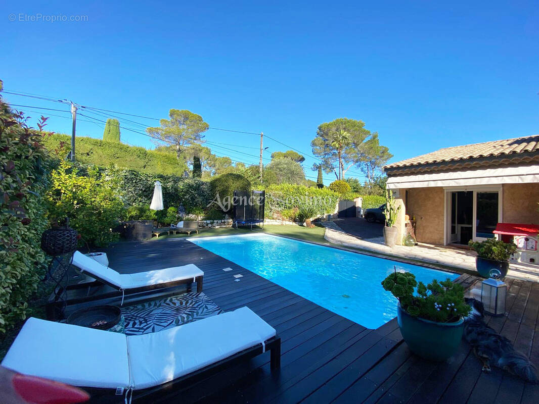 Maison à MOUGINS