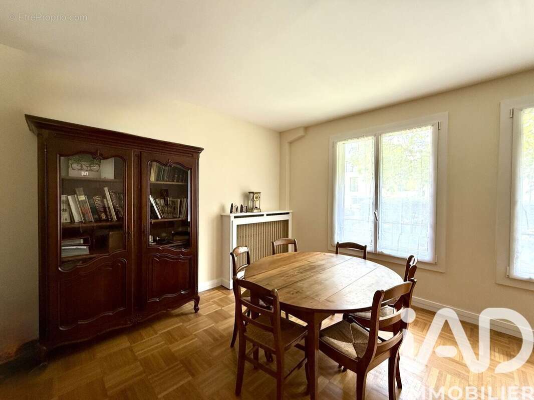 Photo 4 - Appartement à SAINT-MAUR-DES-FOSSES