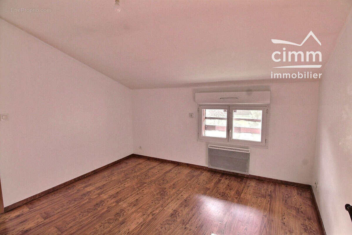 Maison 78 m² à Roybon  - photo 6