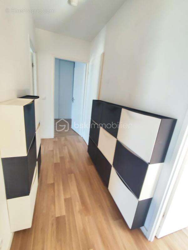 Secteur Résidentiel Ligne 7 Fort d'Aubervilliers , dans un immeuble de 2016  : Un appartement  de 5 pièces en parfait état avec  - photo 20