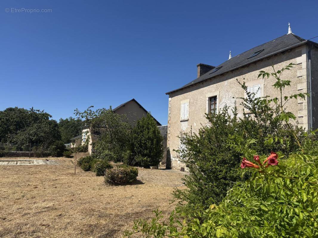 Maison à MERIGNY