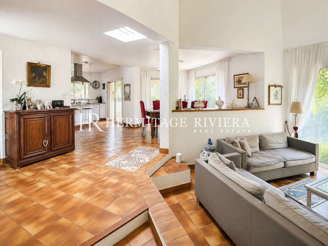 Maison 333 m² à Vence  - photo 13