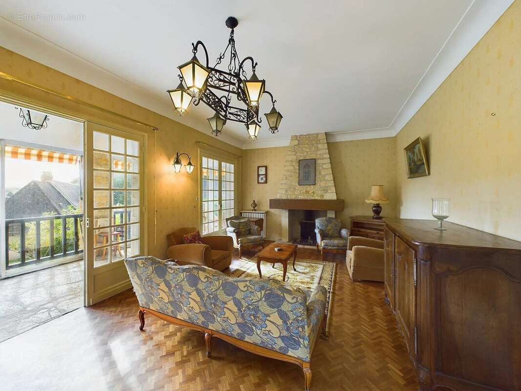 Deux maisons périgourdines en pierre et 3 appartements dans le centre de Sarlat avec piscine - photo 2