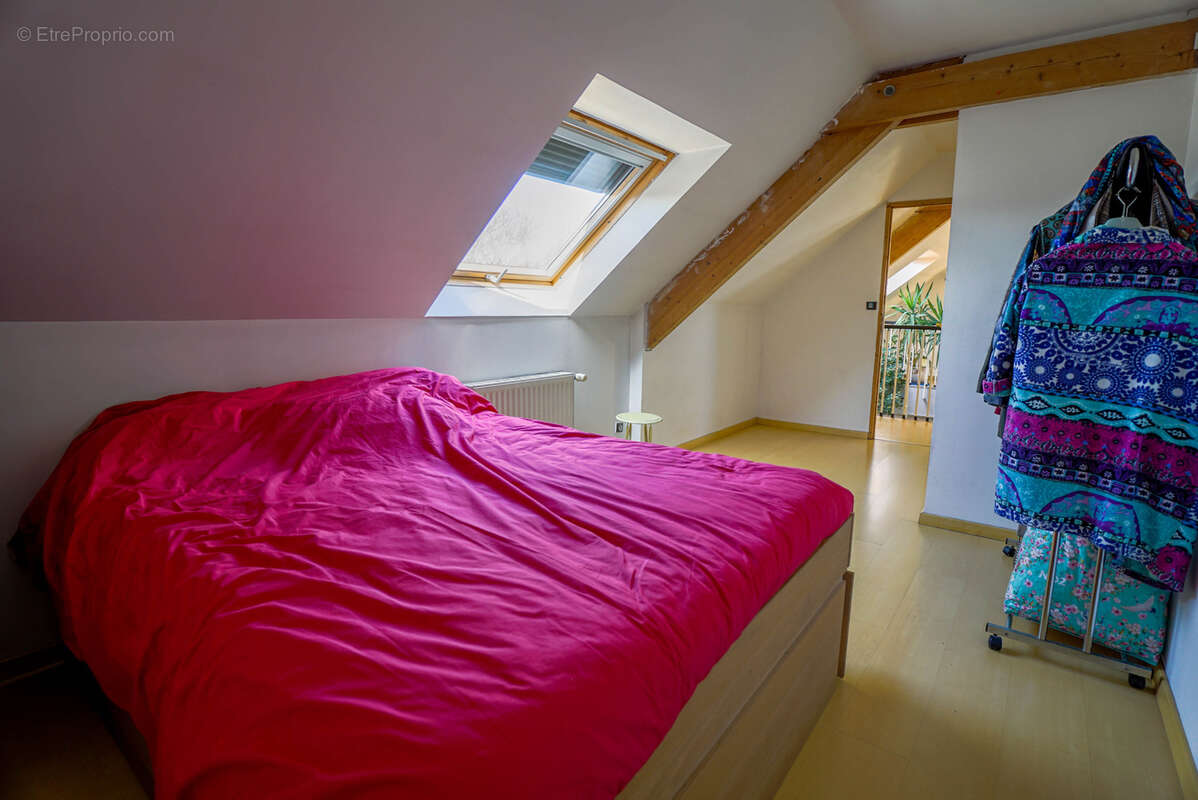 Maison independante 151m2 environ / 9 pieces / 4 chambres / terrain 730m2 environ - photo 13