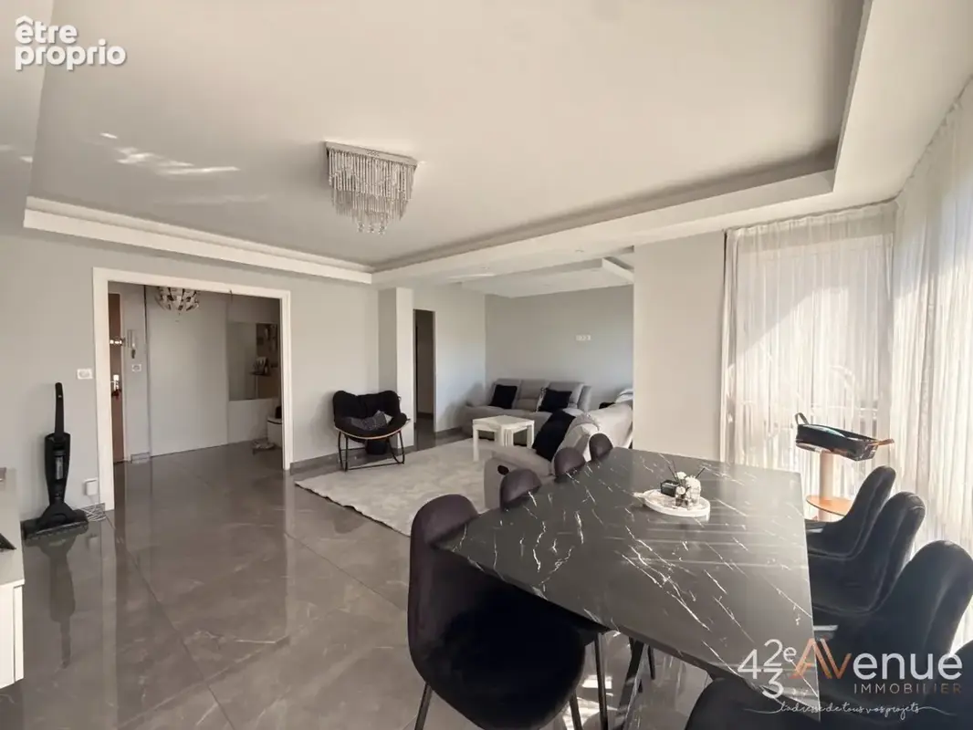 Appartement 5 pièces 98 m² à vendre à Villars (42390) - photo 3