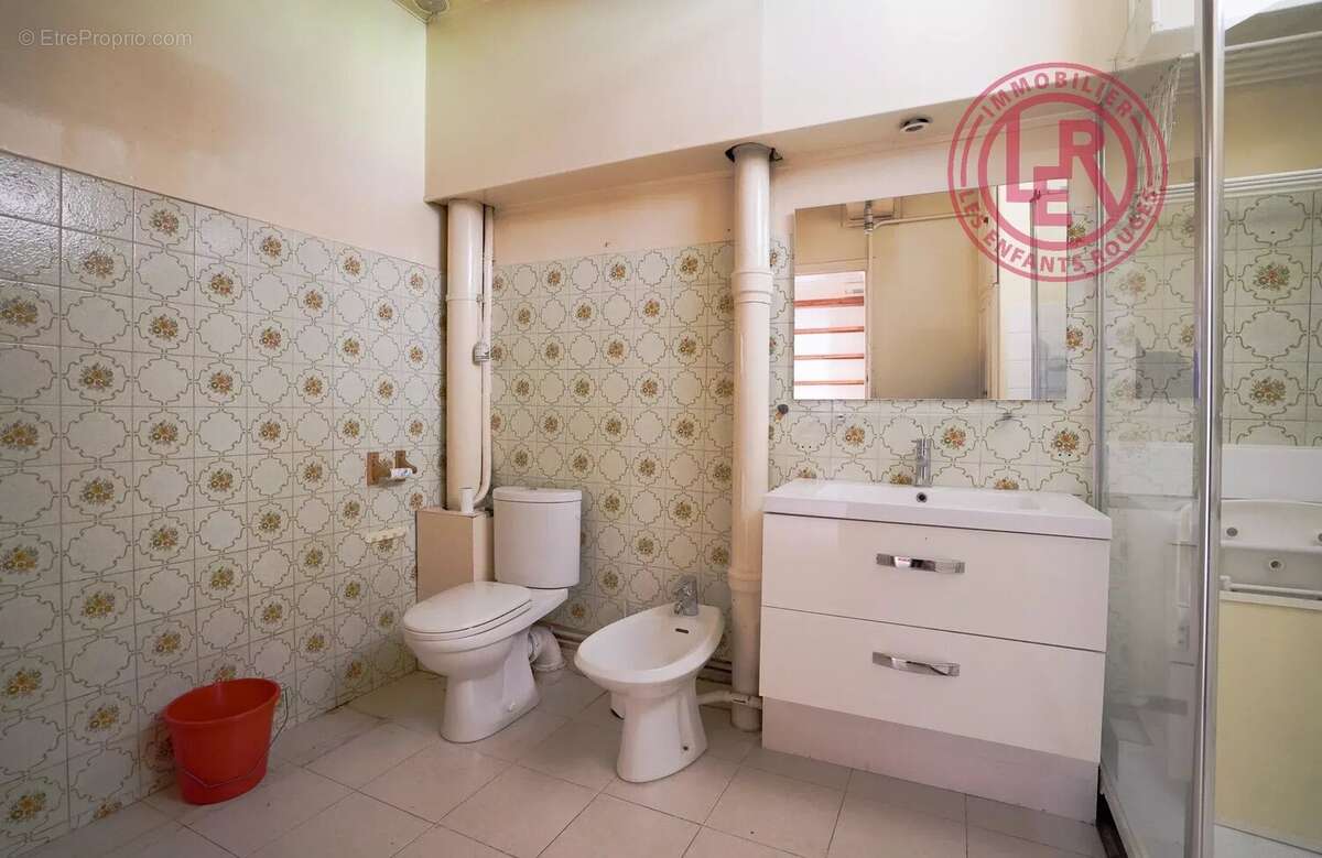 Appartement à PARIS-10E