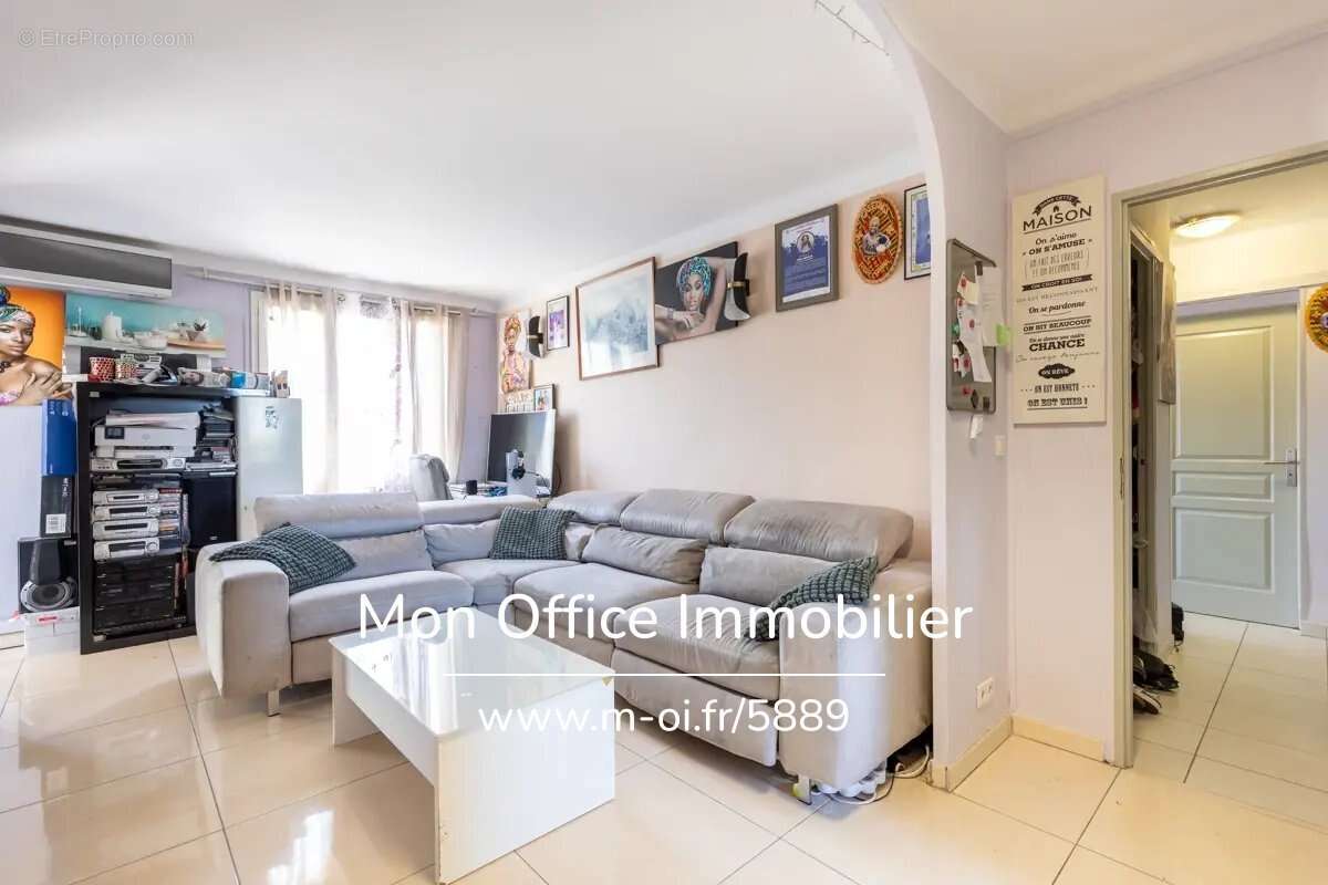 Appartement à MARSEILLE-9E
