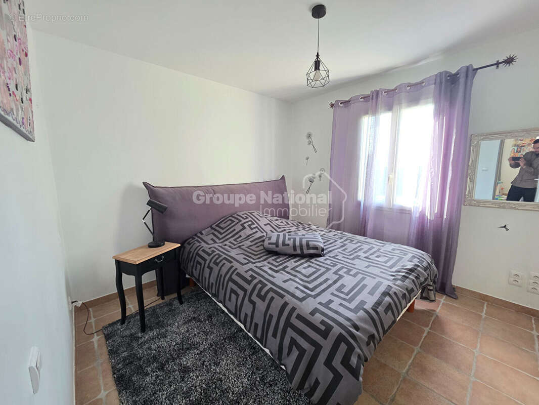 Maison à VINON-SUR-VERDON