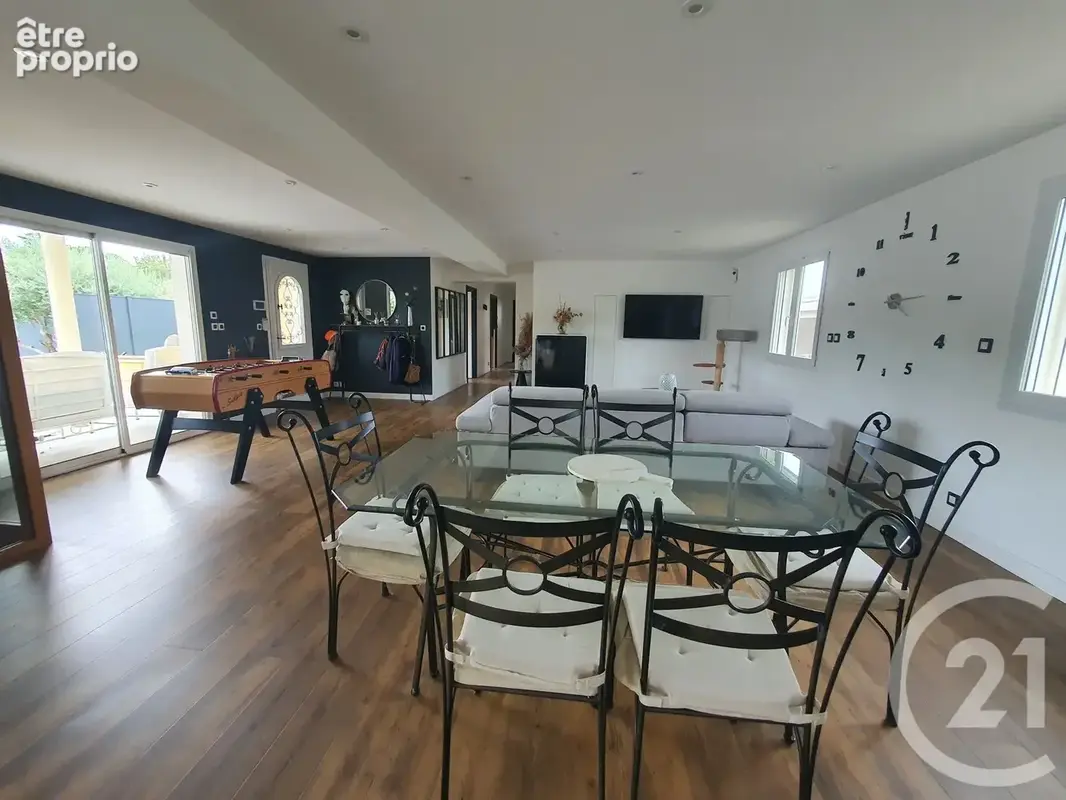 Maison 215 m² à Lisle-Sur-Tarn  - photo 5