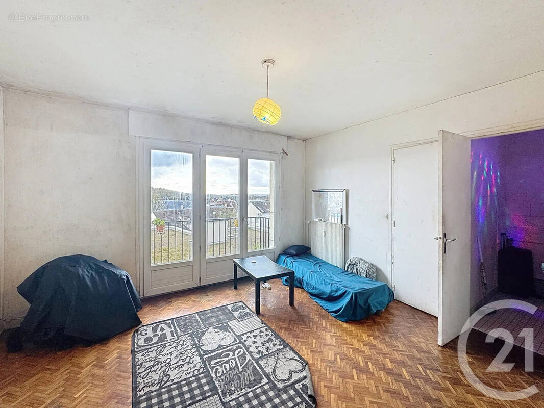 Appartement à MELUN