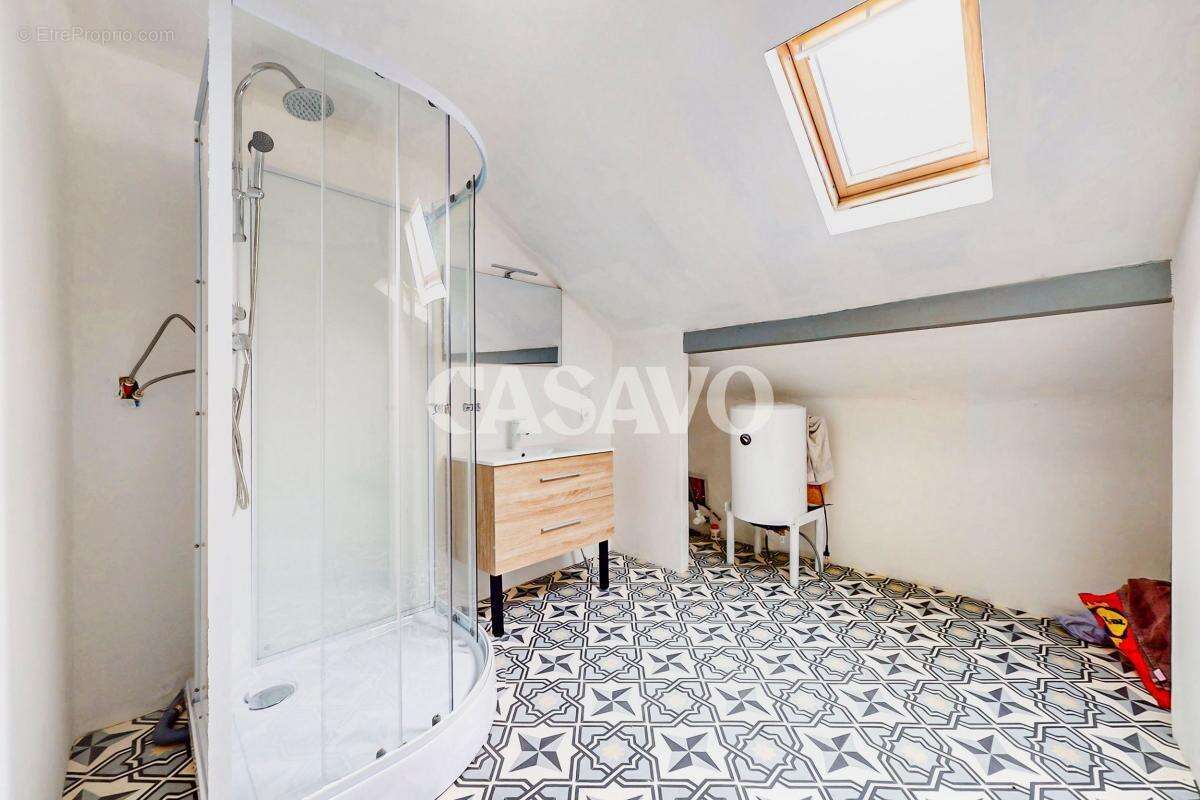 Maison à BOUVESSE-QUIRIEU