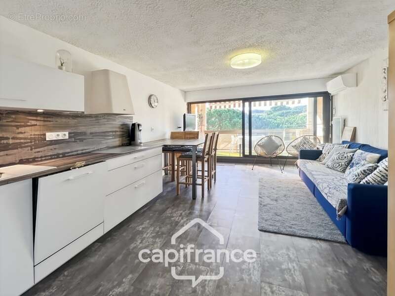 Appartement à BORMES-LES-MIMOSAS