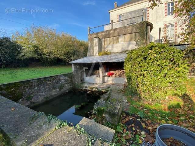 Appartement à SAINT-ETIENNE-DE-MONTLUC