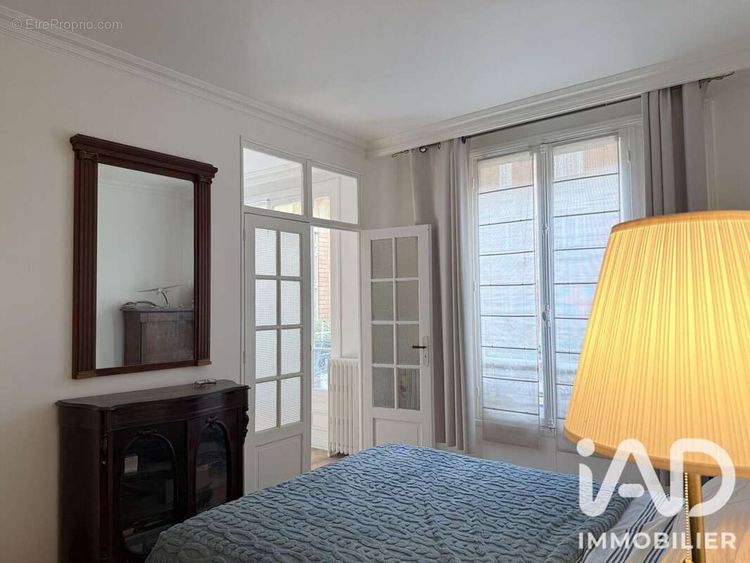 Appartement 83 m² à Paris-16e  - photo 6
