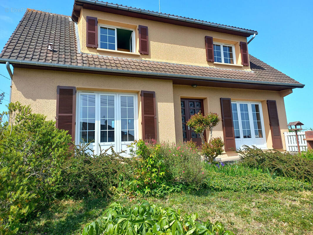 Maison à LA FERTE-BERNARD