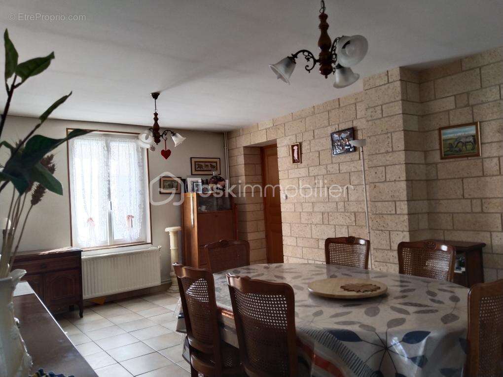 Maison à LAGNY-LE-SEC