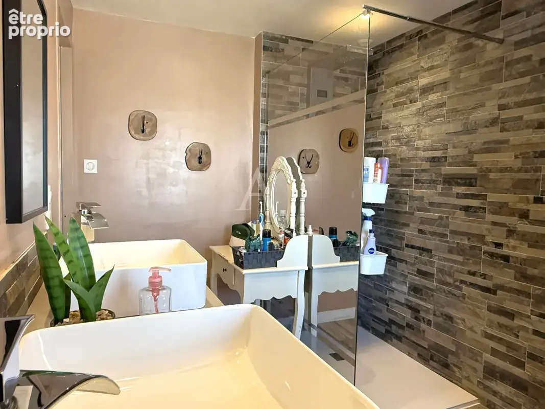 Maison La Chapelle Achard 216 m² - 7 pièces - photo 15