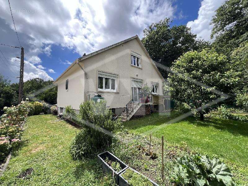 Maison à VILLECRESNES