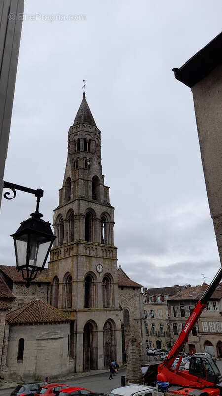 Maison à SAINT-LEONARD-DE-NOBLAT