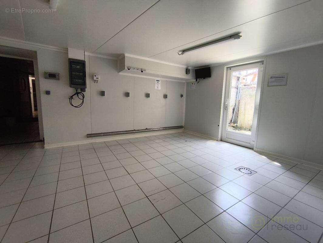 Appartement 356 m² à Trelon  - photo 4