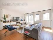 Appartement à PARIS-7E