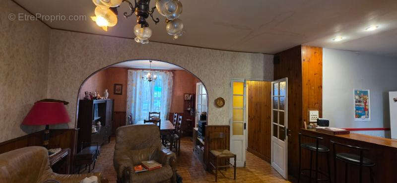 Maison 3 chambres, cave et agréable jardin - photo 4