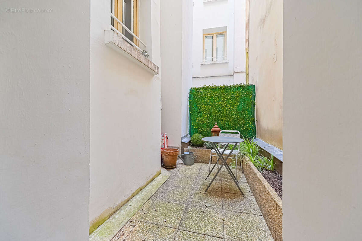 Appartement à PARIS-3E