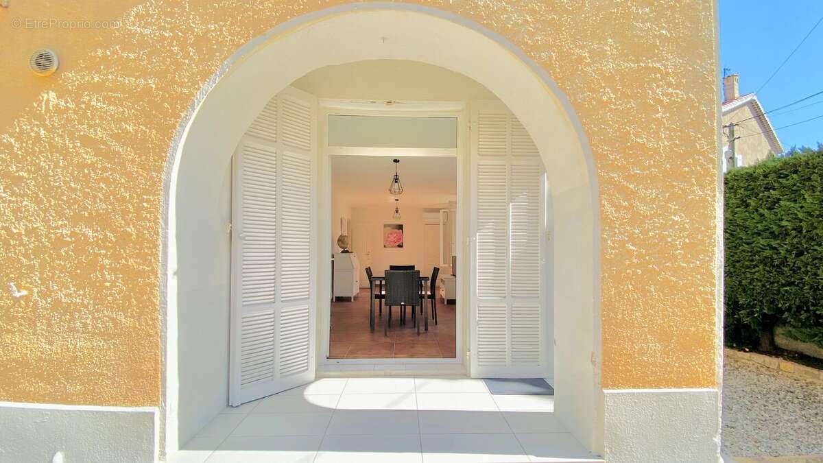 Photo 4 - Maison à BANDOL