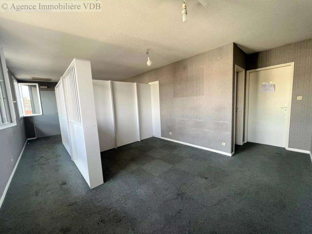 Commerce à SAINT-MAX