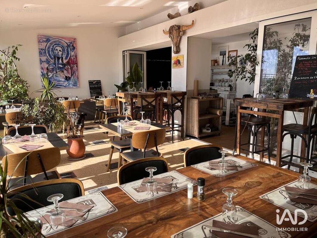 Photo 2 - Commerce à SAINTES-MARIES-DE-LA-MER