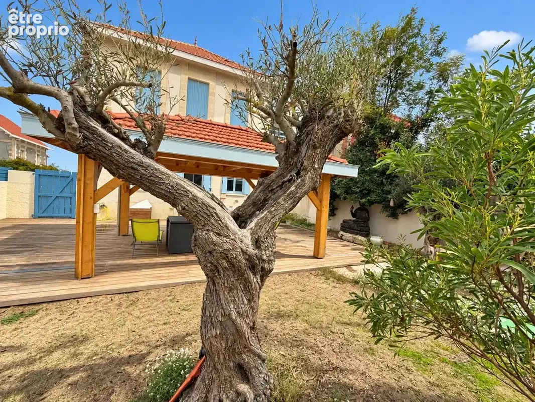 Soulac-sur-mer, villa de 200 m2 en première ligne - photo 6