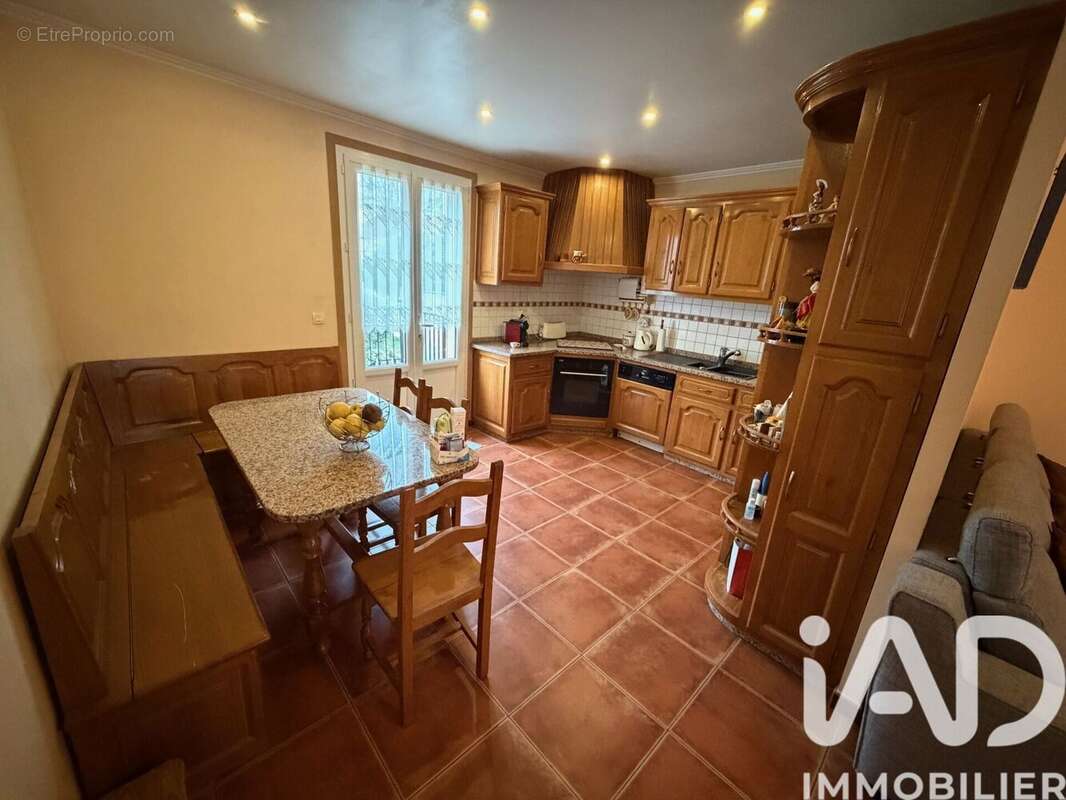Photo 5 - Maison à VILLENEUVE-LE-ROI