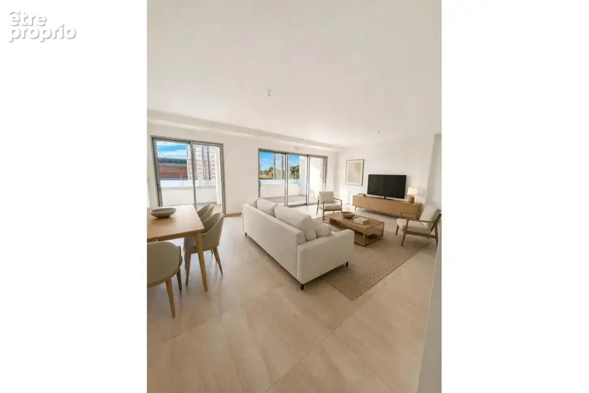 Appartement T4 de 104m² à Narbonne - photo 2