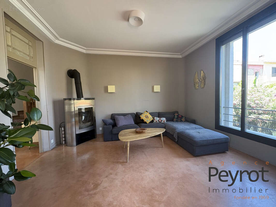 Maison 215 m² à Torreilles  - photo 8