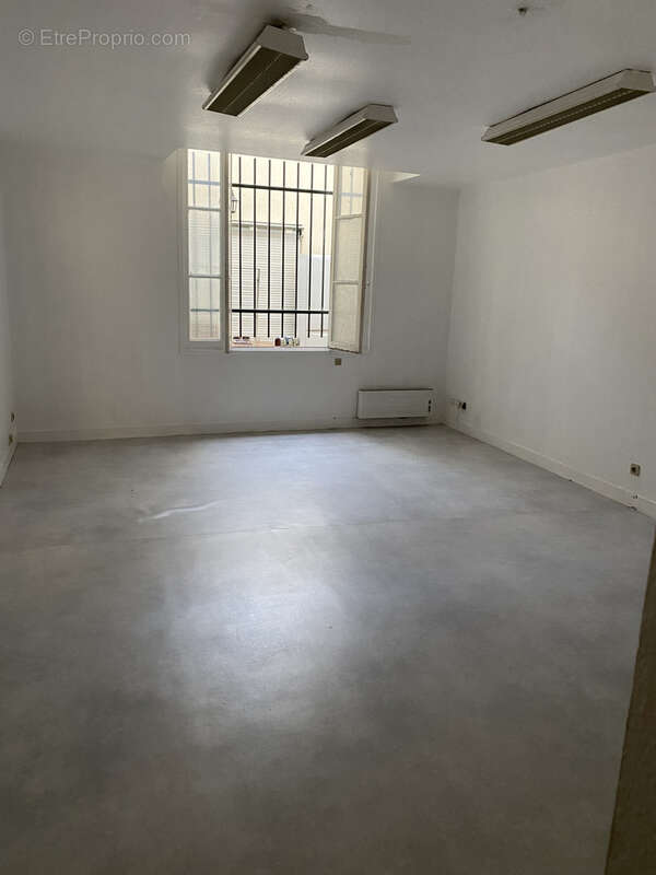 Commerce à LIBOURNE