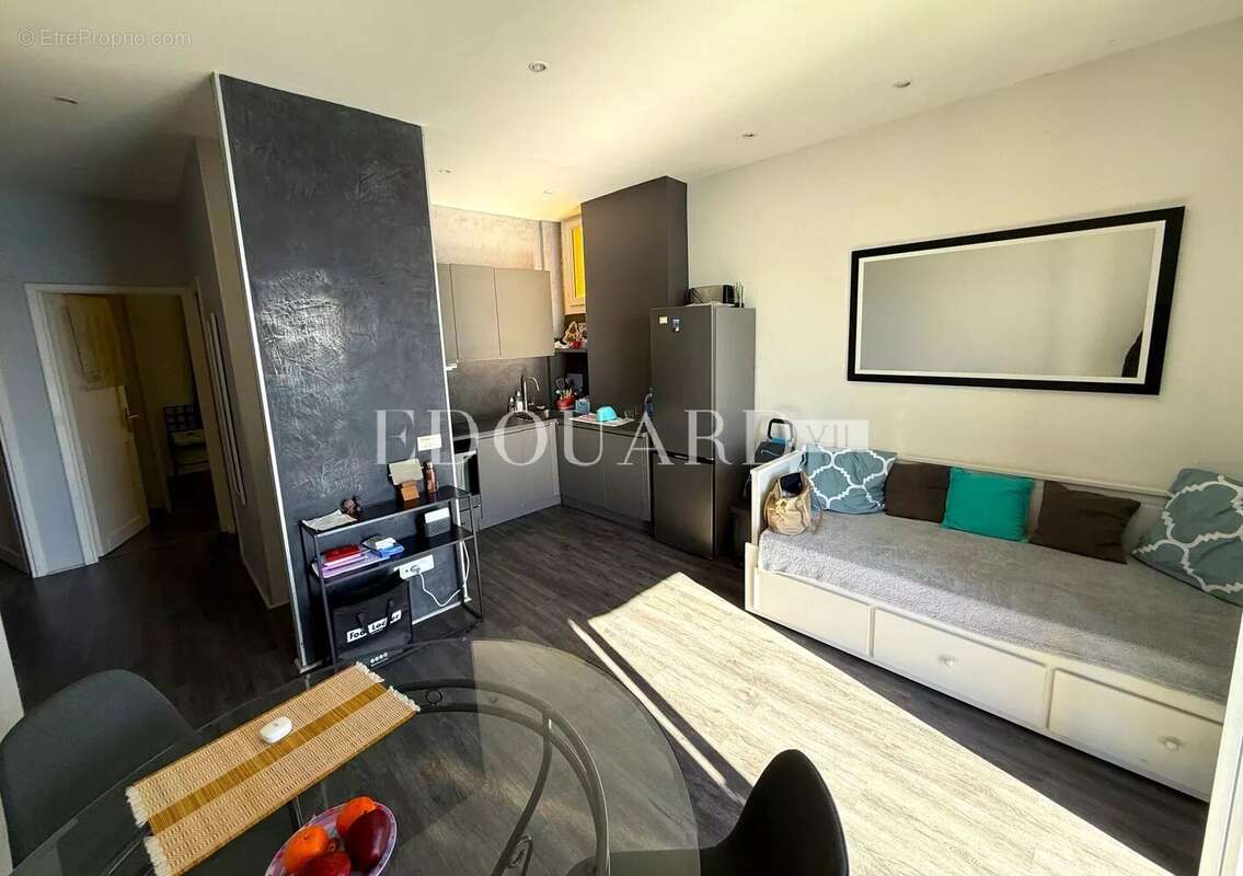 Appartement à ROQUEBRUNE-CAP-MARTIN