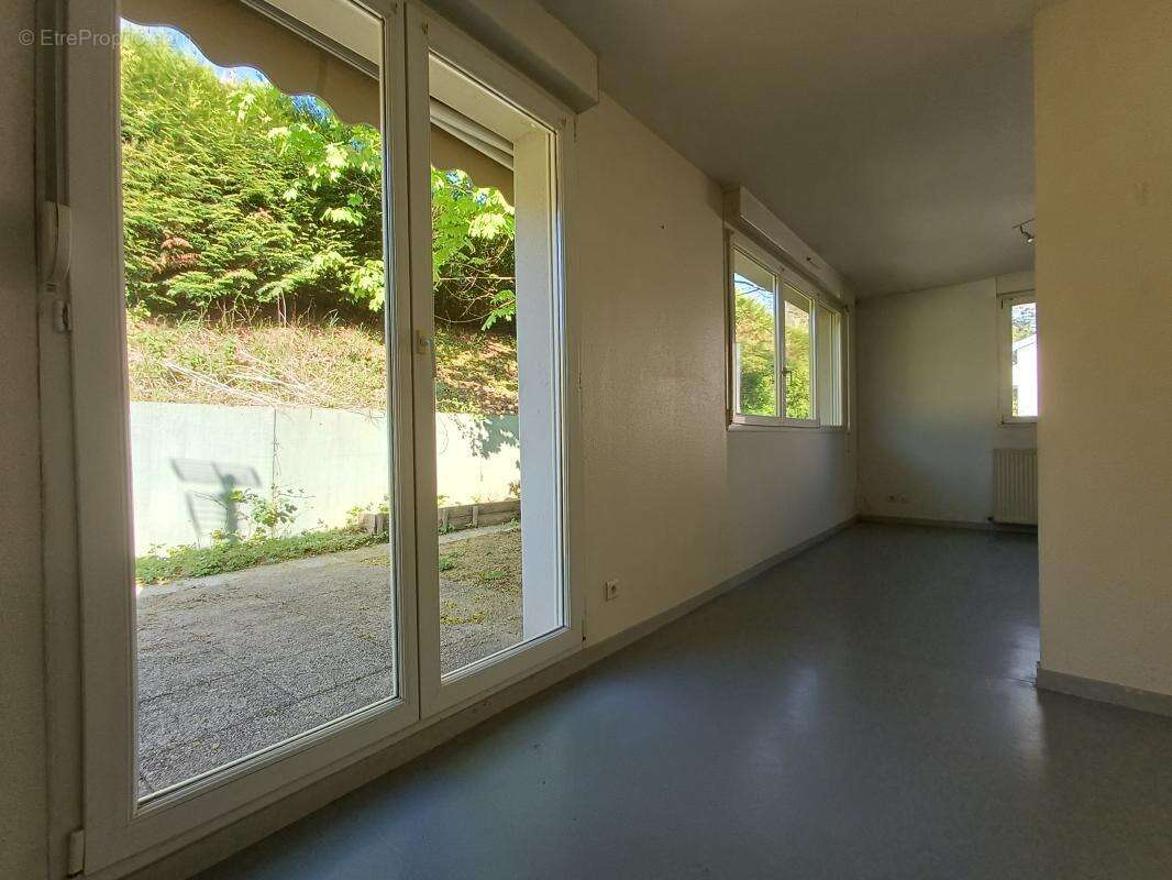 Maison à RIOZ