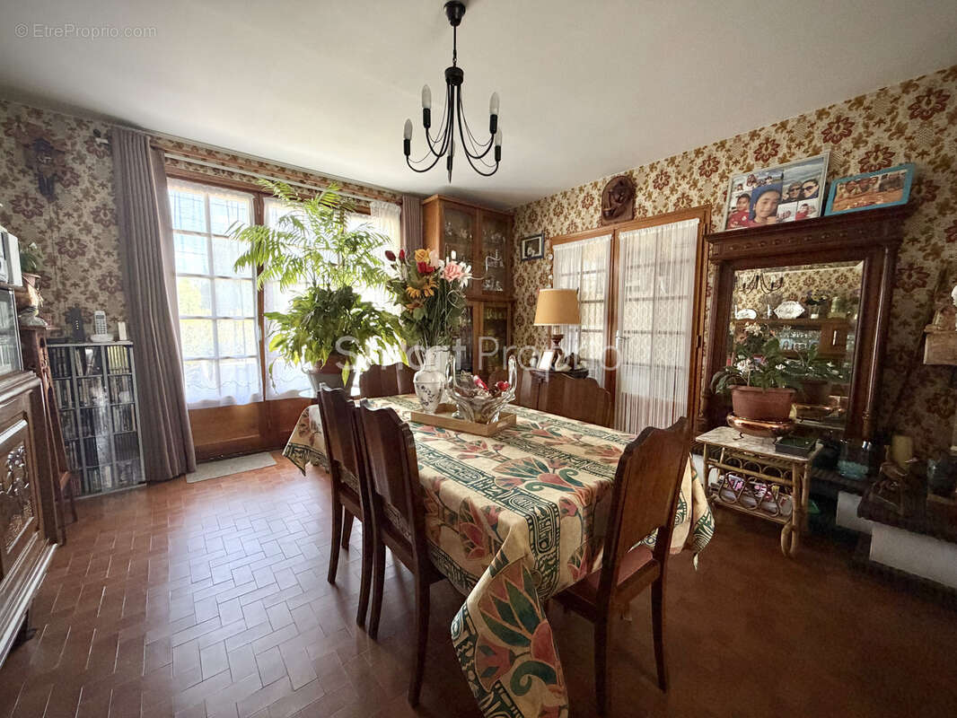 Maison à DORDIVES