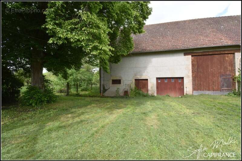 Maison à vendre 8 pièces +  grange PREVERANGES (18) - photo 30
