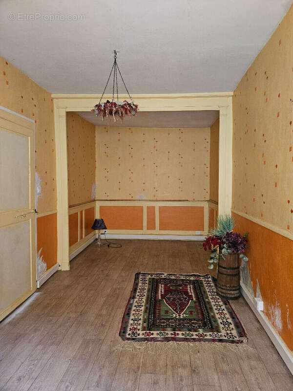 Maison à RIGNY-LE-FERRON