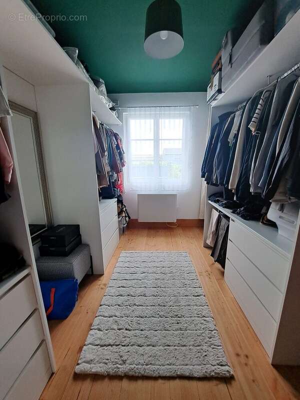 Maison à SAINT-JEAN-DE-LINIERES