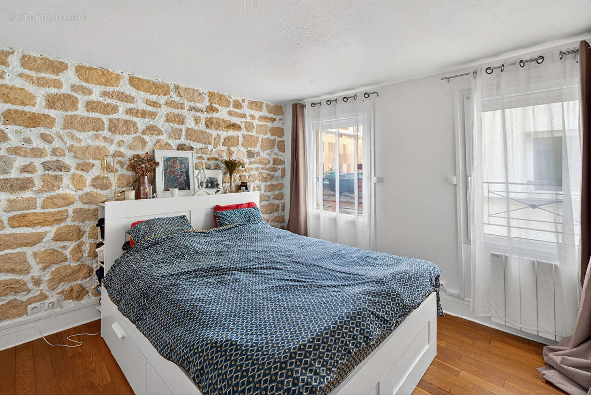 Appartement à PARIS-12E